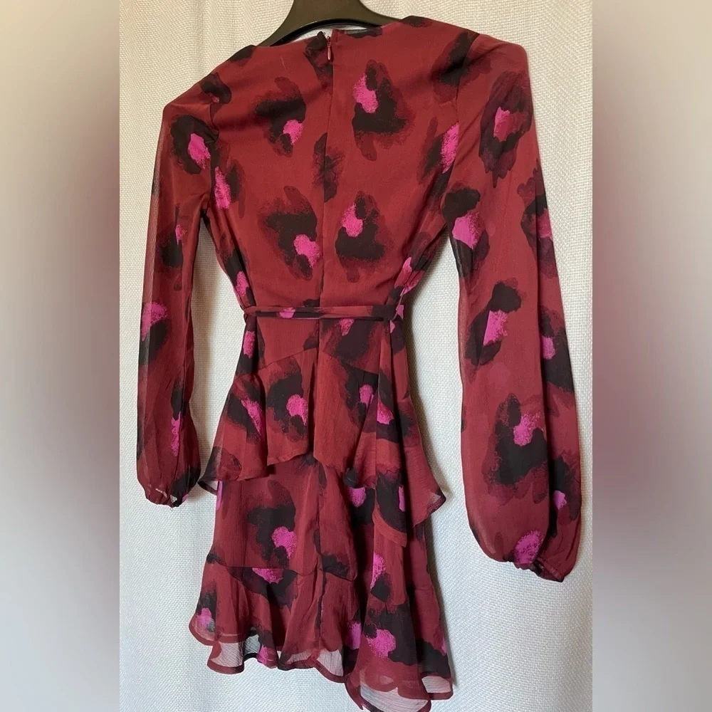 Love fire faux wrap dress - Picture 3 of 6